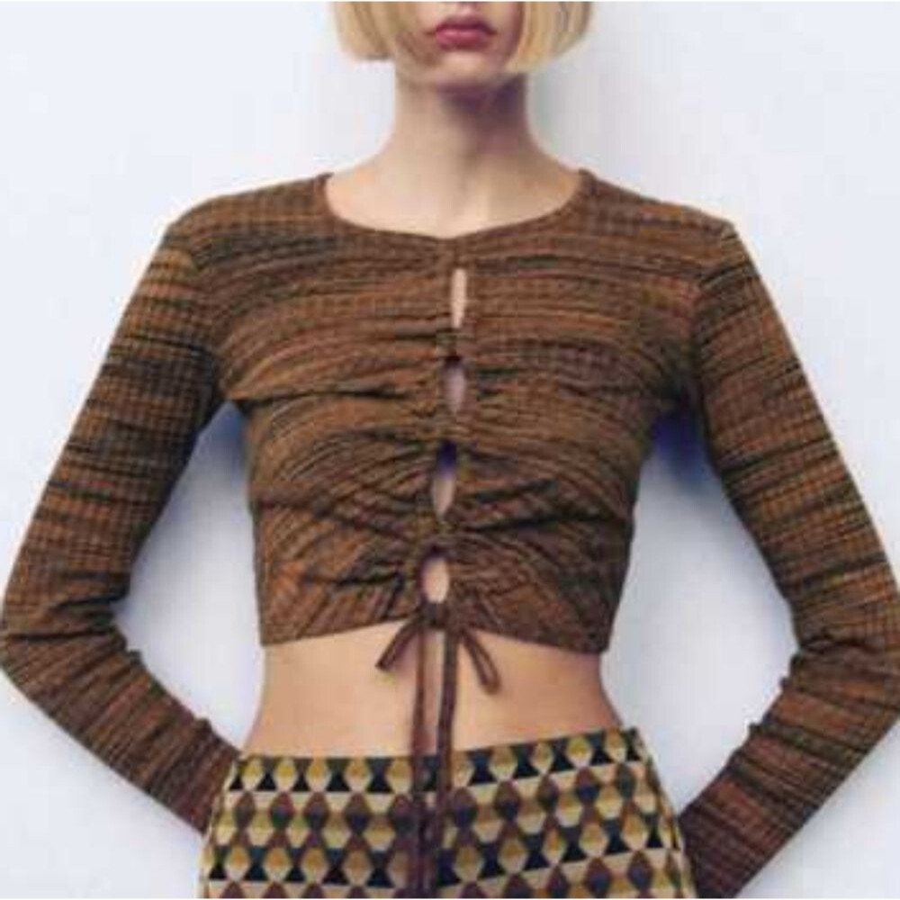 Zara Cutout Cropped Long Sleeve Top Size Large